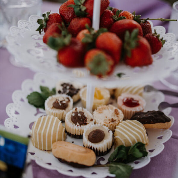 Refreshments of strawberries and cookies at the fashion show