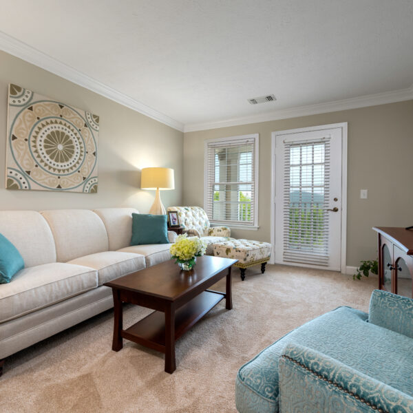 A sample living room of an apartment at Edgewood Summit